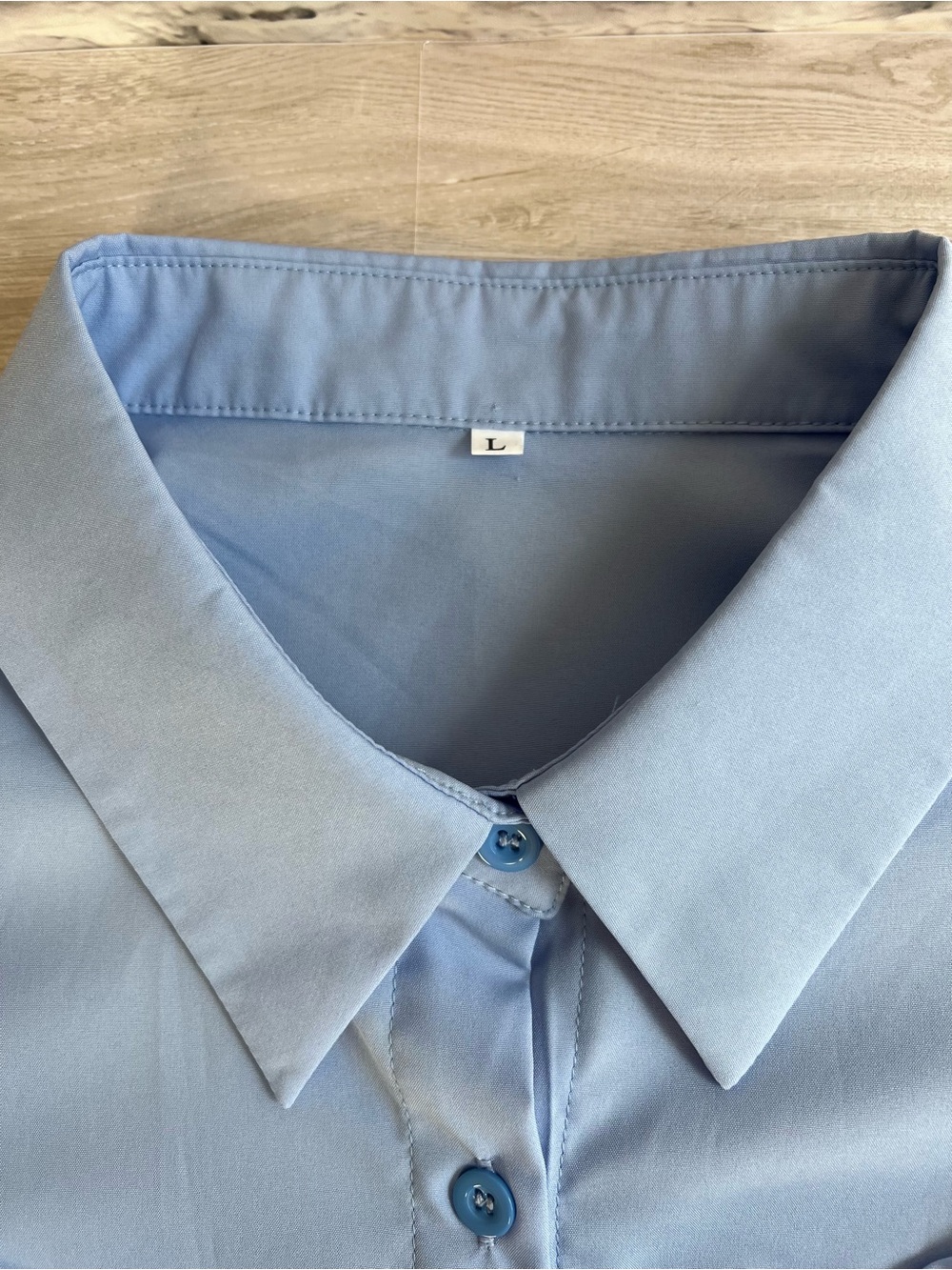 Women’s Light Powder Blue Ruffle Button Front Collared Blouse Size L - Picture 8 of 10